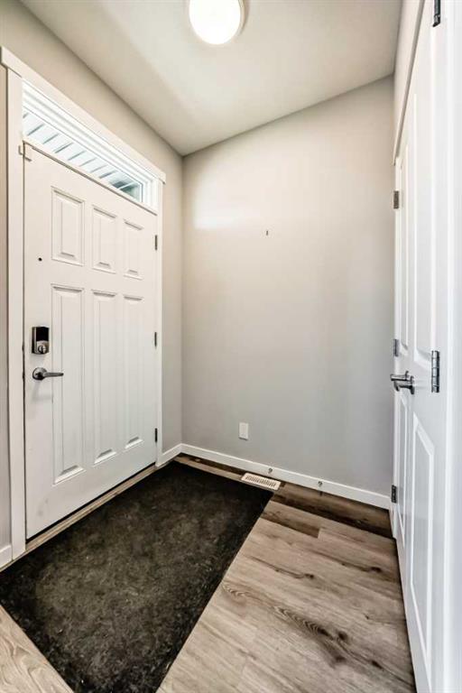 Picture for 1003 Mahogany Boulevard SE