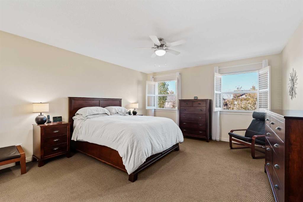 Picture for 42 Drake Landing Drive  https://www.cirrealty.ca/reb/creb/48/A2266448_25.jpg