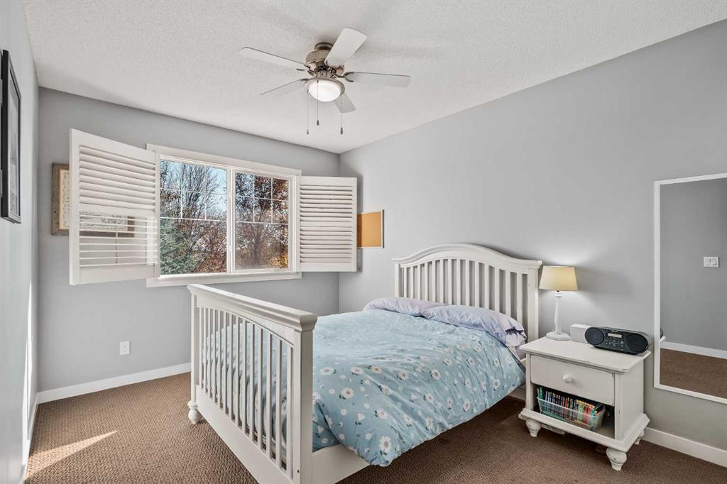 Picture for 42 Drake Landing Drive  https://www.cirrealty.ca/reb/creb/48/A2266448_28.jpg