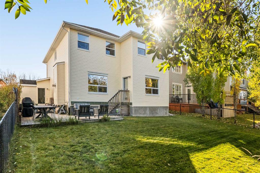 Picture for 42 Drake Landing Drive  https://www.cirrealty.ca/reb/creb/48/A2266448_38.jpg