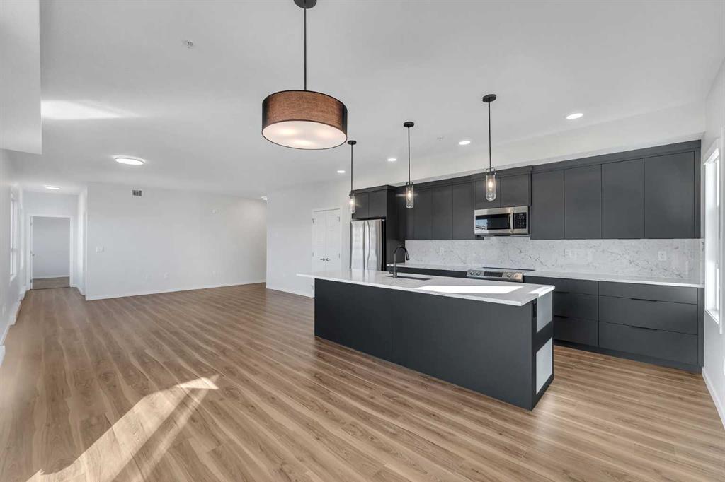 Picture for 201, 360 Harvest Hills Way NE