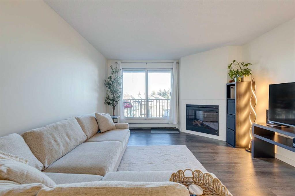 Picture for 724, 6400 Coach Hill Road SW