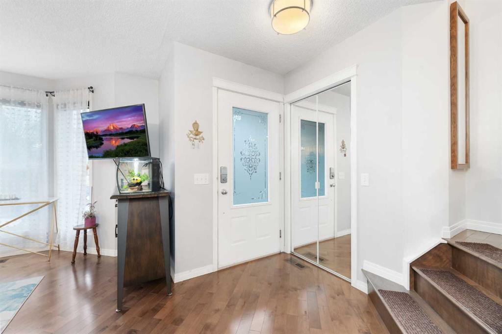 Picture for 50 Tuscany Valley Rise NW