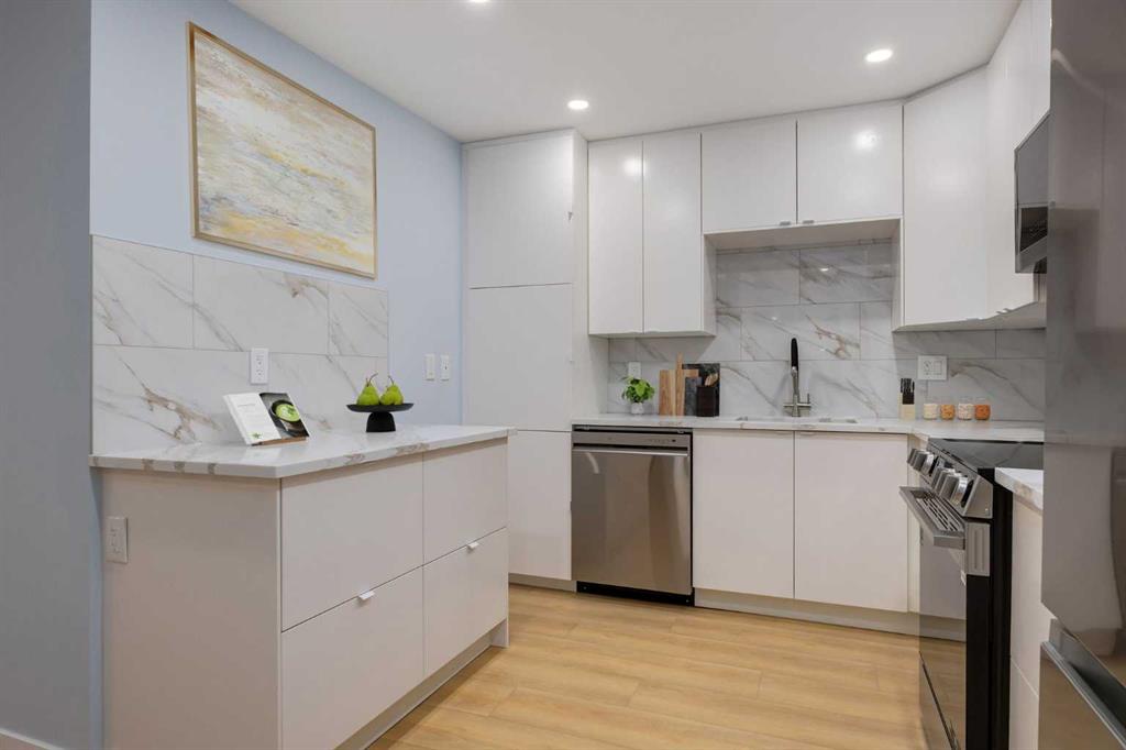 Picture for 325, 2425 90 Avenue SW