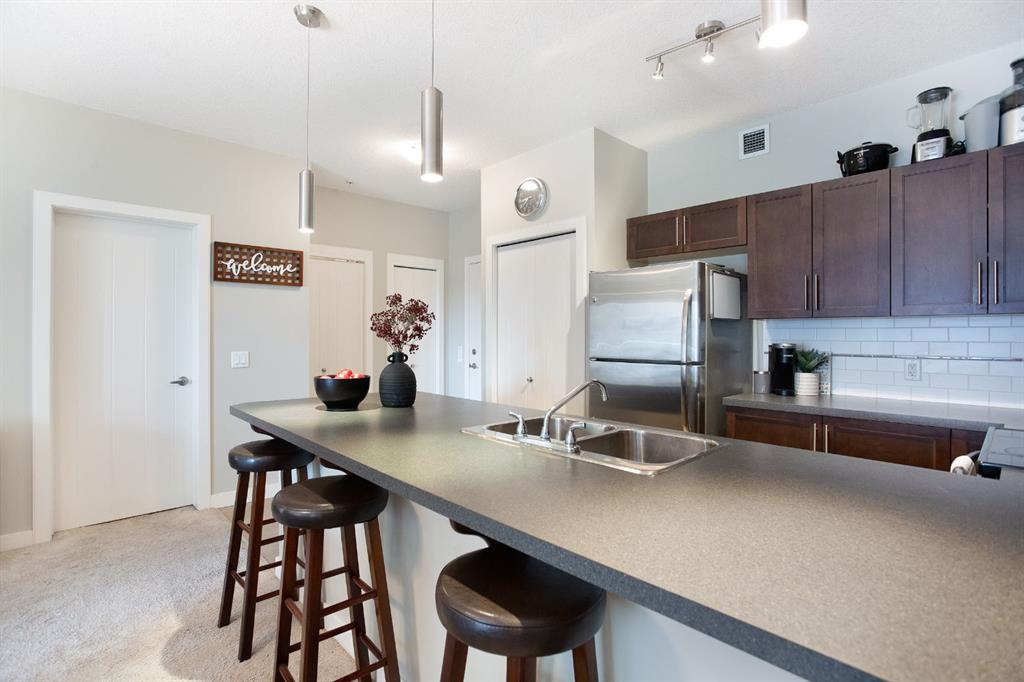 Picture for 2203, 604 East Lake Boulevard NE