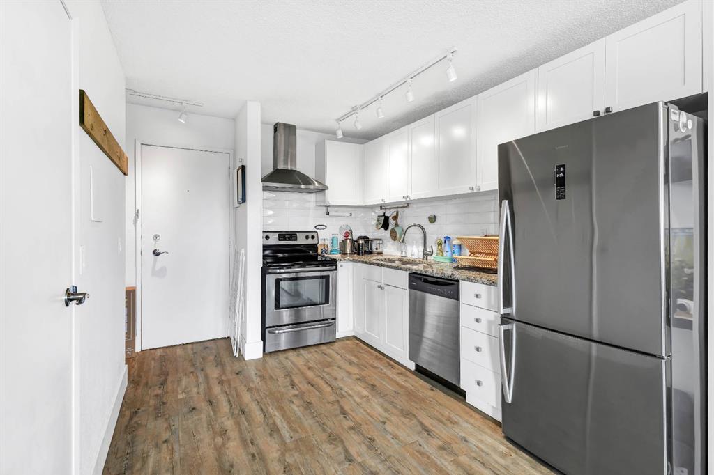 Picture for 304, 2130 17 Street SW