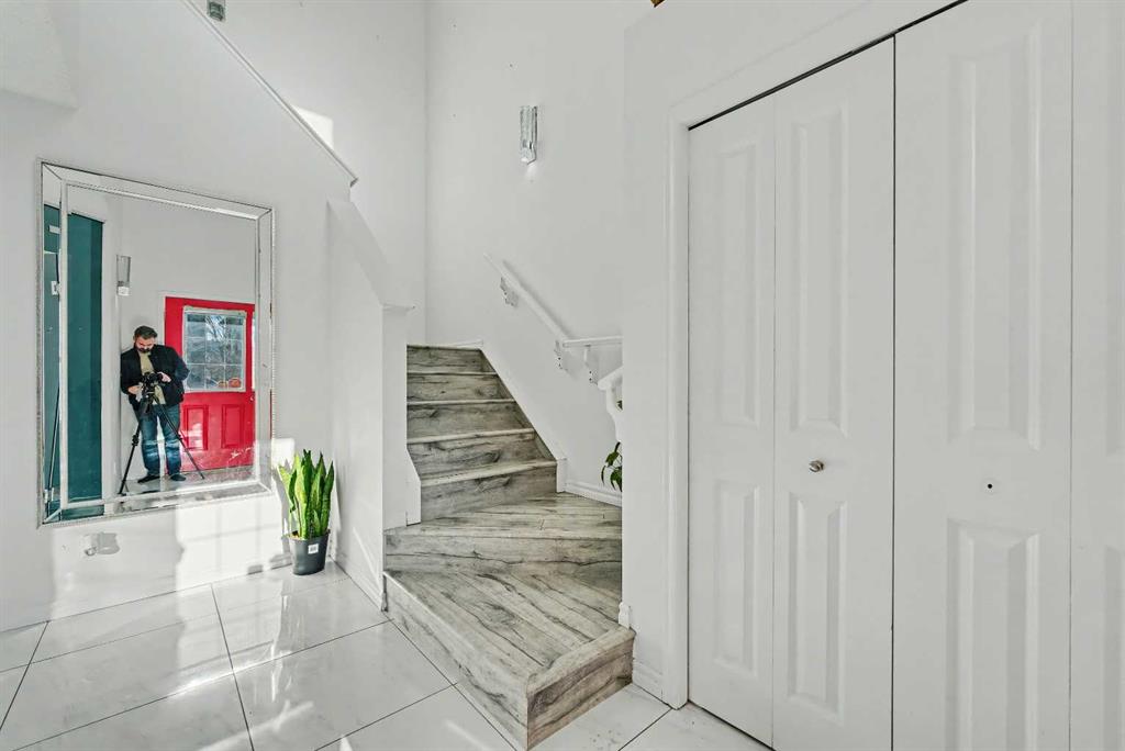 Picture for 31 Skyview Springs Crescent NE