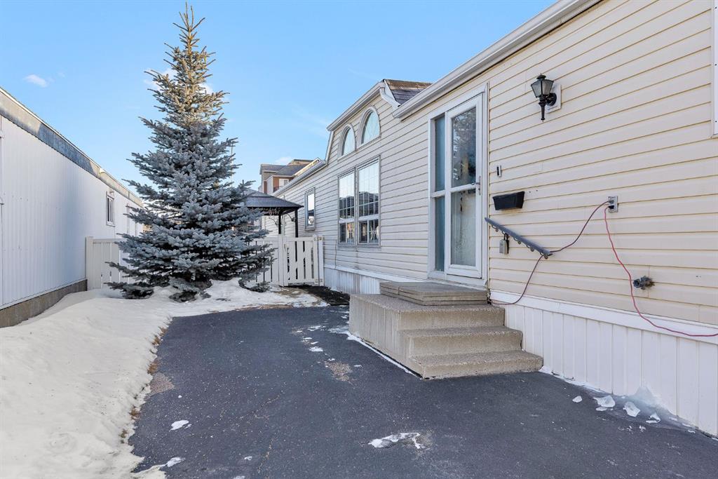 Picture for 254 Erin Woods Circle SE