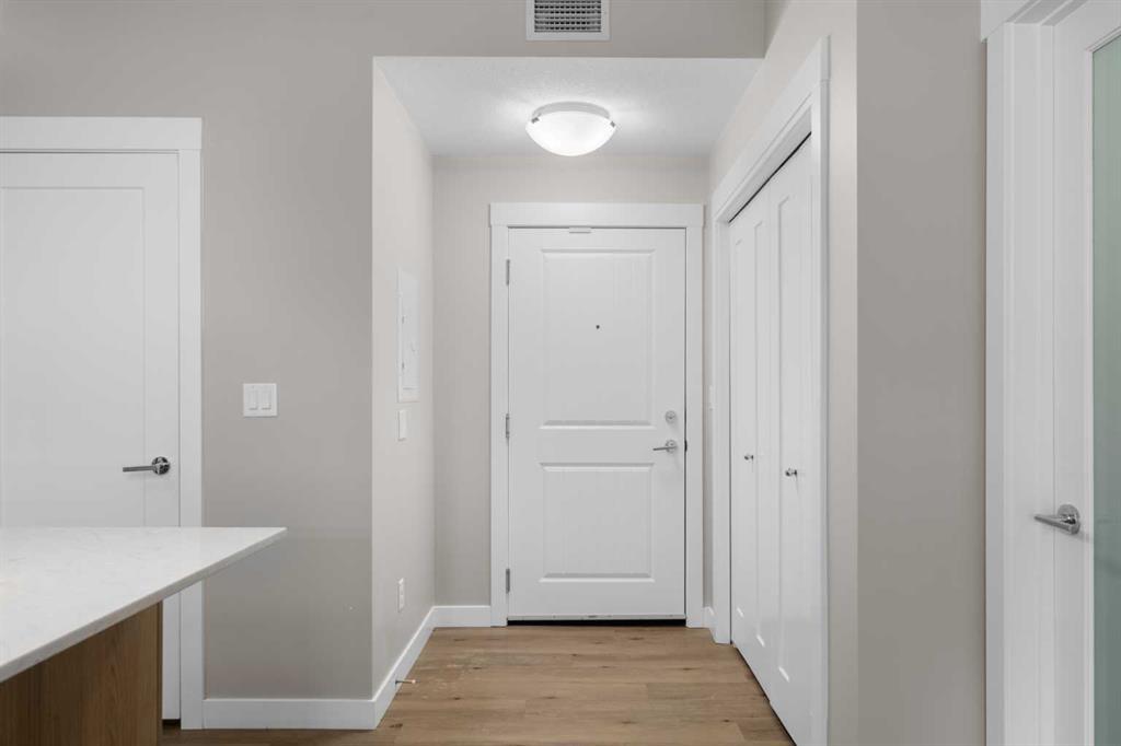 Picture for 117, 200 Auburn Meadows Common SE