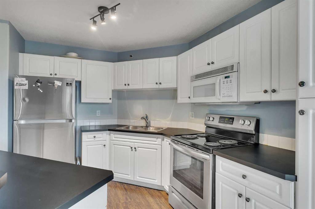 Picture for 307, 1307 Valleyview Park SE