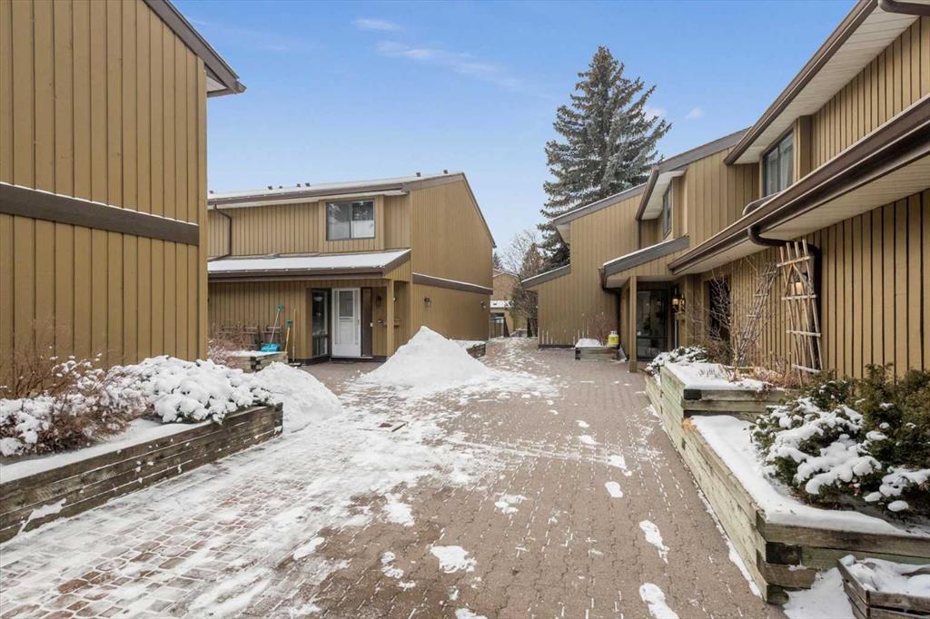 Picture for 505, 3131 63 Avenue SW