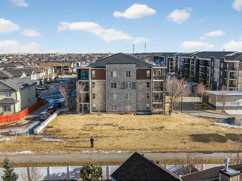 Picture for 202, 7110 80 Avenue NE