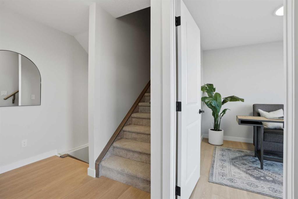 Picture for 129 Wild Rose Way SE