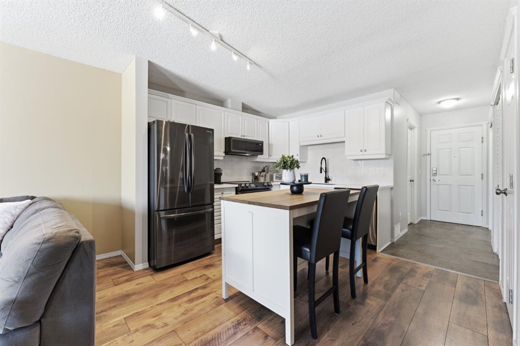 Picture for 203, 6148 Bowness Road NW