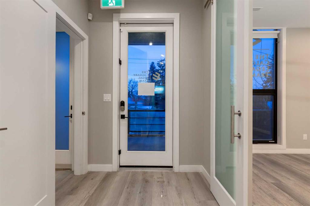 Picture for 1859 17 Avenue SW