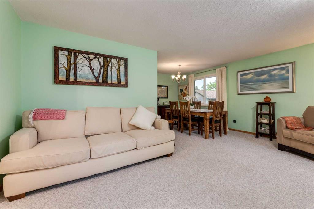 Picture for 220 Oakridge Place SW