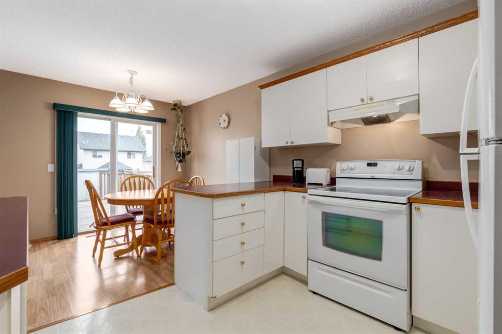 Picture for 168 Mt Apex Green SE