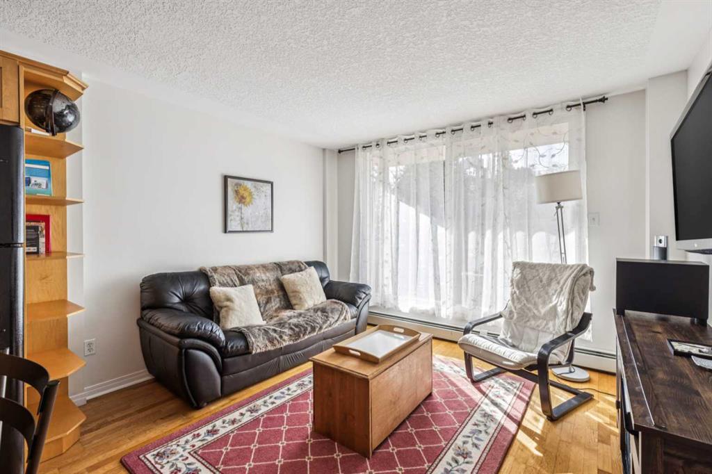 Picture for 405, 1129 Cameron Avenue SW