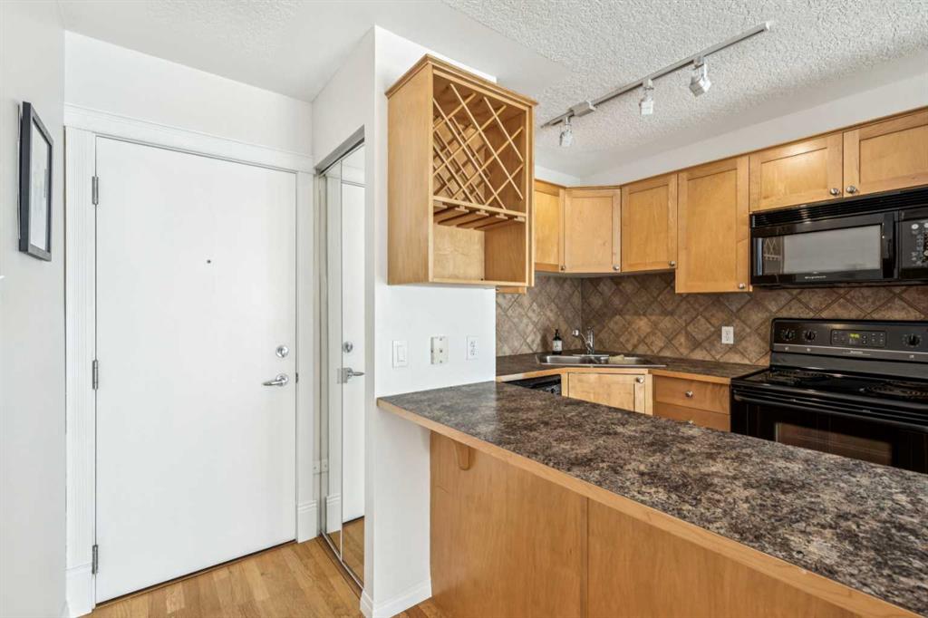 Picture for 405, 1129 Cameron Avenue SW