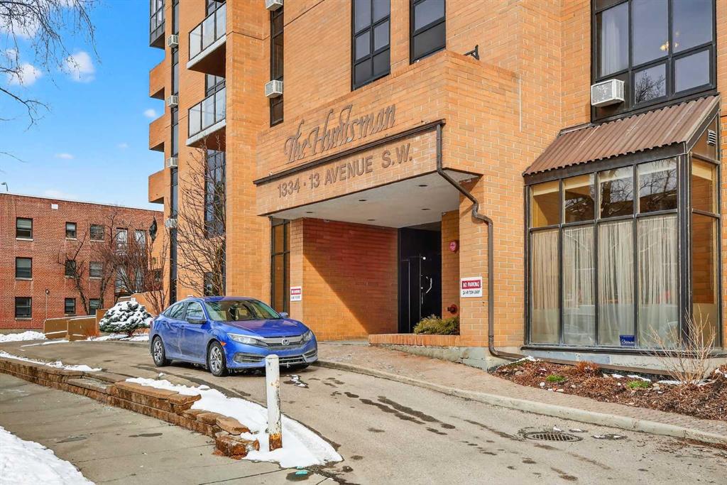 Picture for 801, 1334 13 Avenue SW