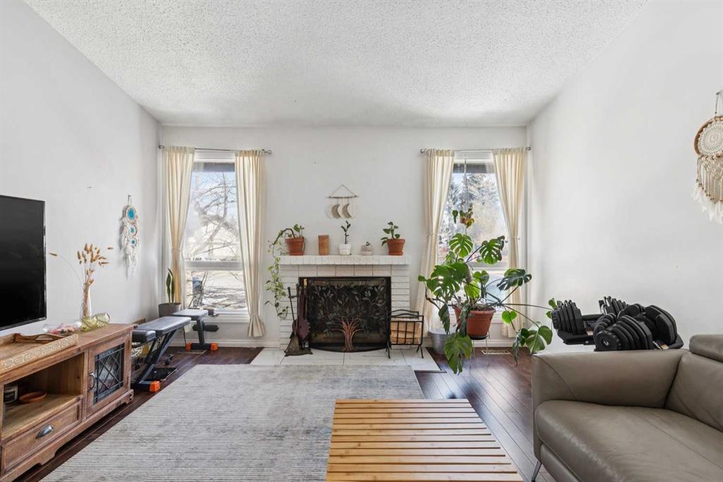 Picture for 28 Templegreen Bay NE