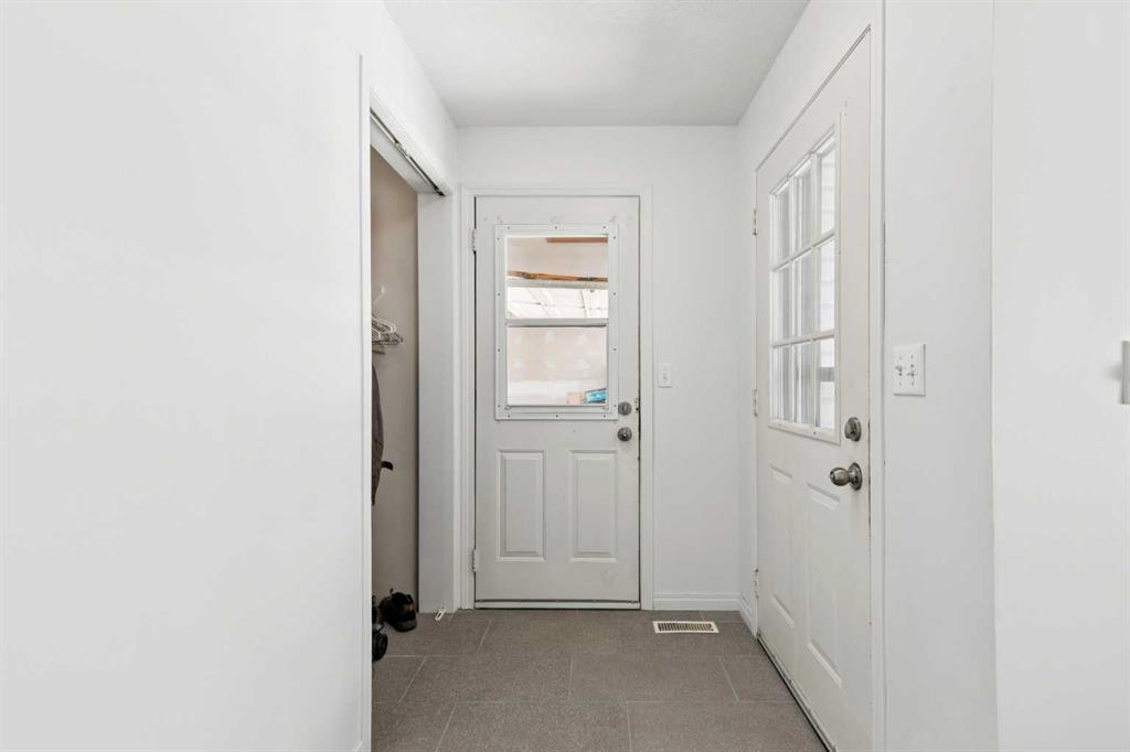 Picture for 228 Marquis Place SE