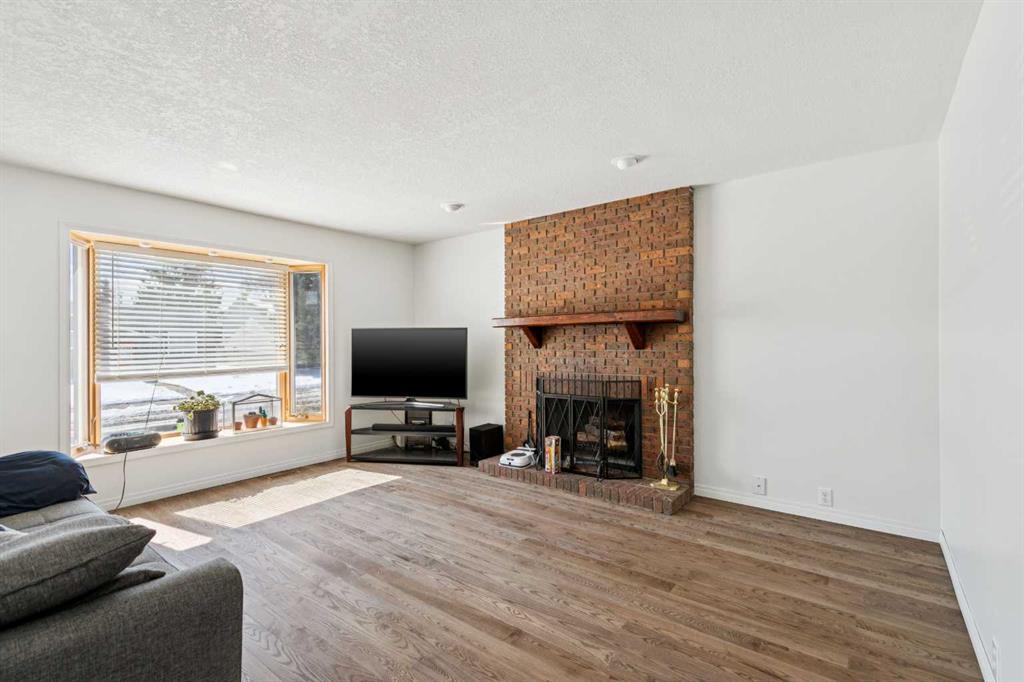 Picture for 228 Marquis Place SE