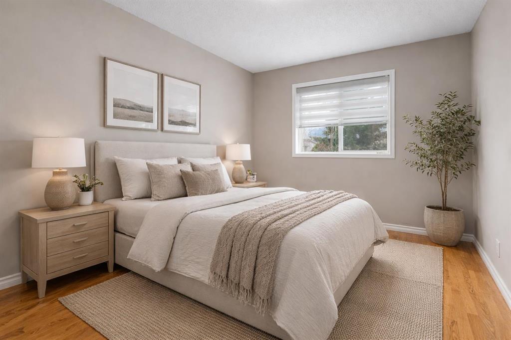 Picture for 144 Mt Apex Green SE