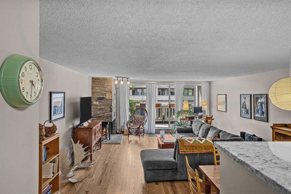Picture for J, 413 Marten Street 