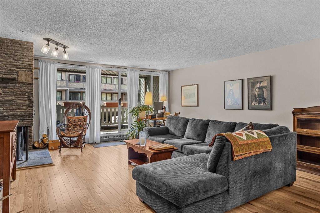 Picture for J, 413 Marten Street 