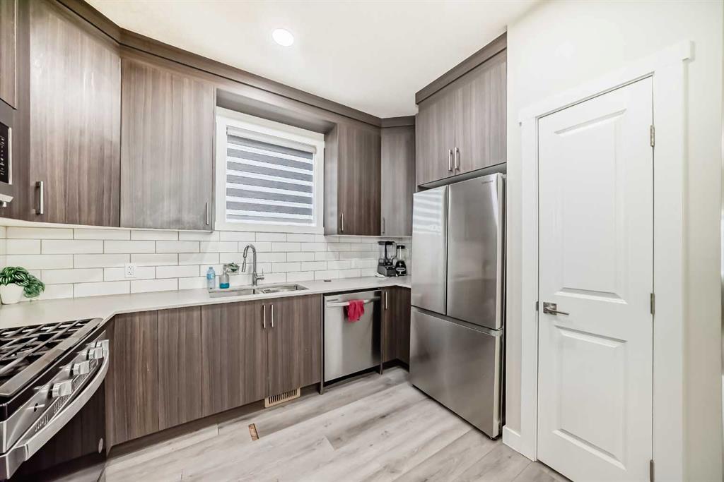 Picture for 3654 cornerstone Boulevard NE