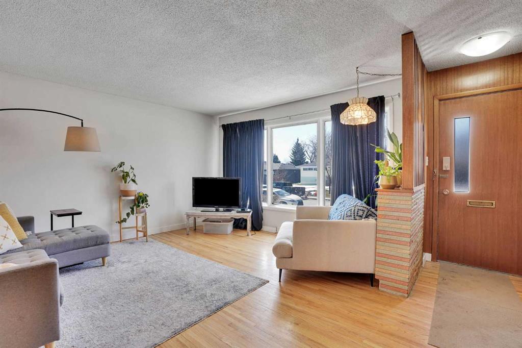 Picture for 36 Malibou Road SW
