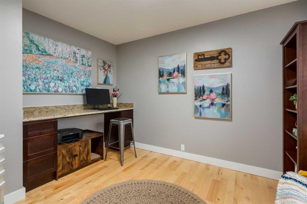 Picture for 16 Prestwick Road SE
