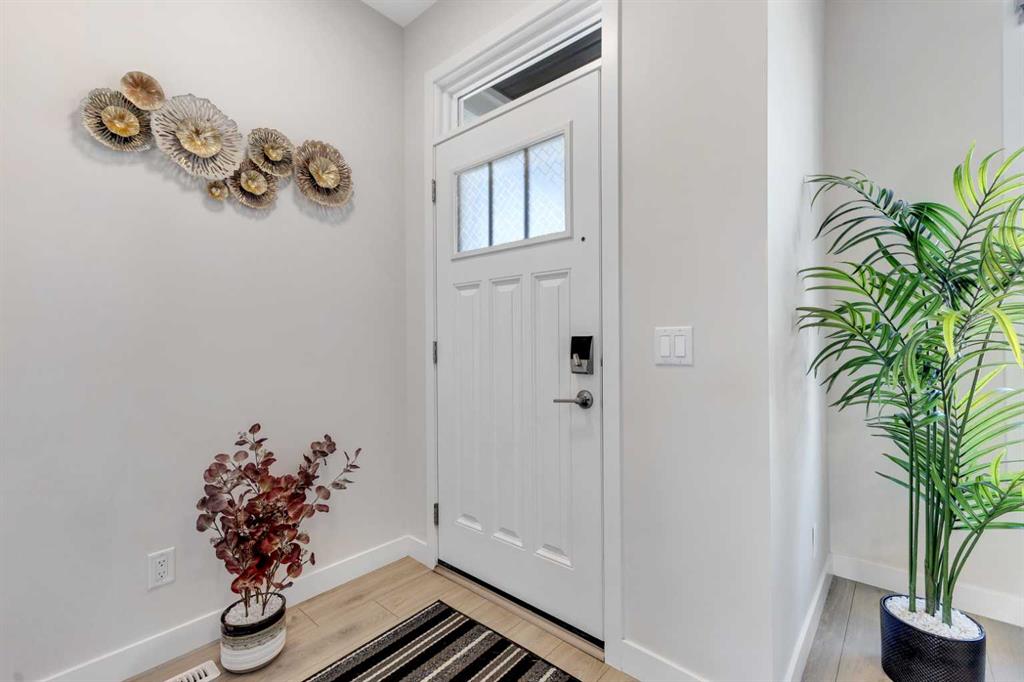 Picture for 231 Lavender Manor SE