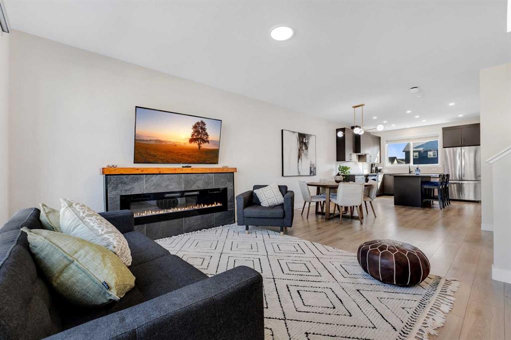 Picture for 231 Lavender Manor SE