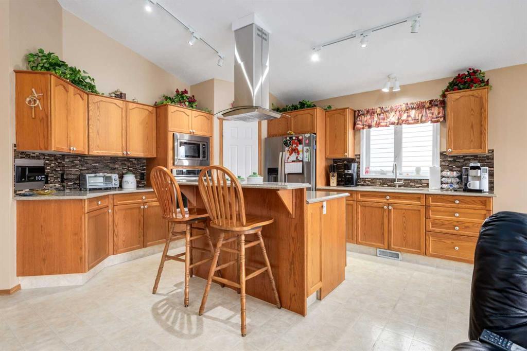 Picture for 24 Sunmeadows Court SE