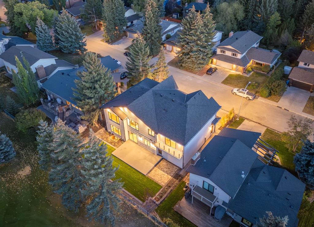Picture for 620 Varsity Estates Crescent NW