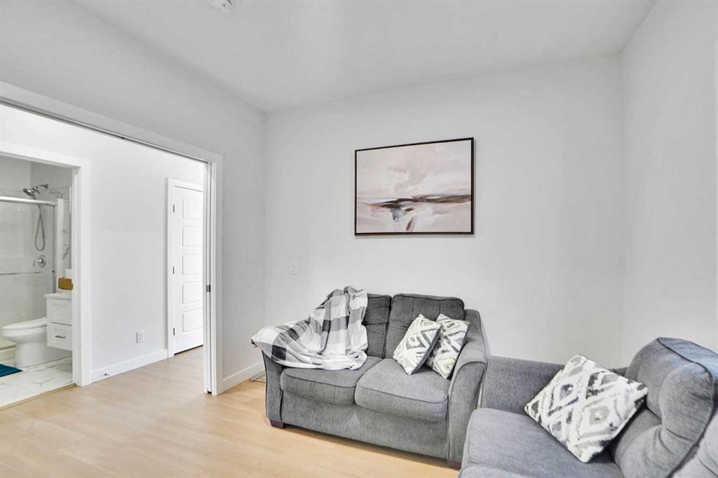 Picture for 126 Hotchkiss Manor SE