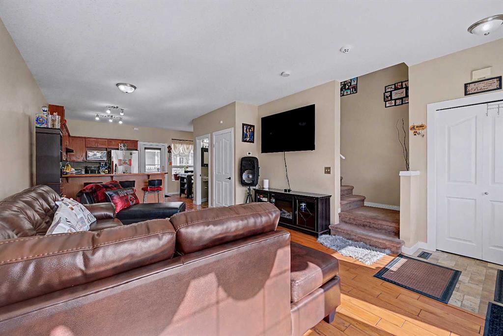 Picture for 402, 2005 Luxstone Boulevard SW