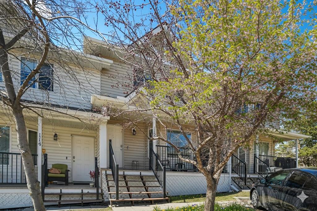 Picture for 112, 950 Arbour Lake Road NW