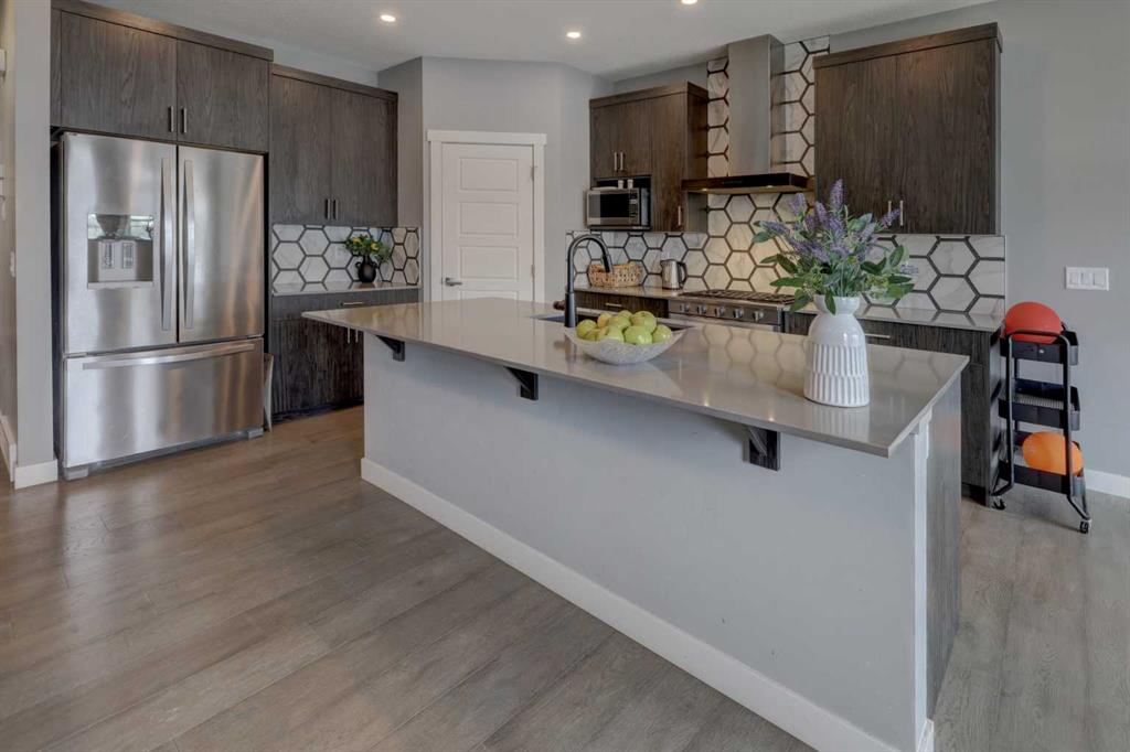 Picture for 154 Amblehurst Way NW