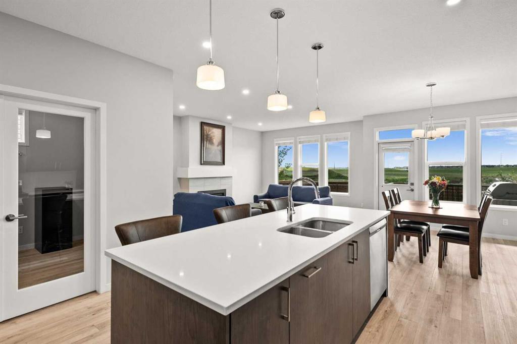 Picture for 1107 Copperfield Boulevard SE