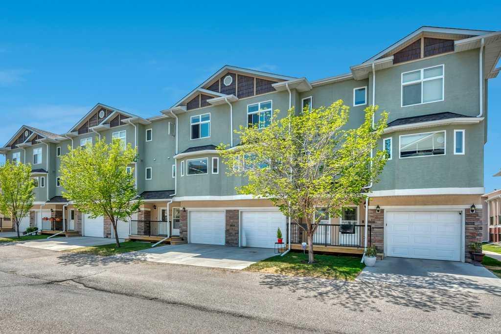 Picture for 318 Strathcona Circle 