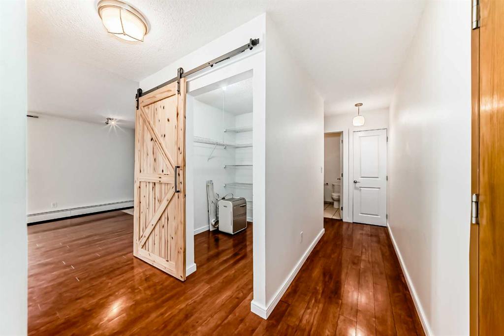 Picture for 305, 10838 108 Street NW