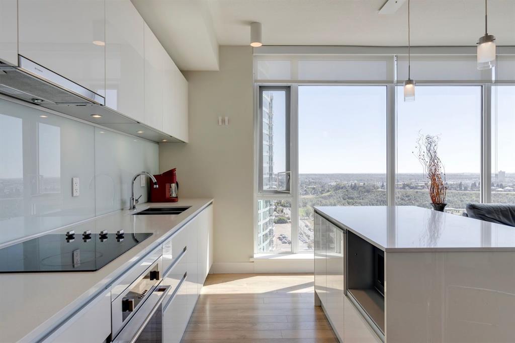 Picture for 2304, 1122 3 Street 