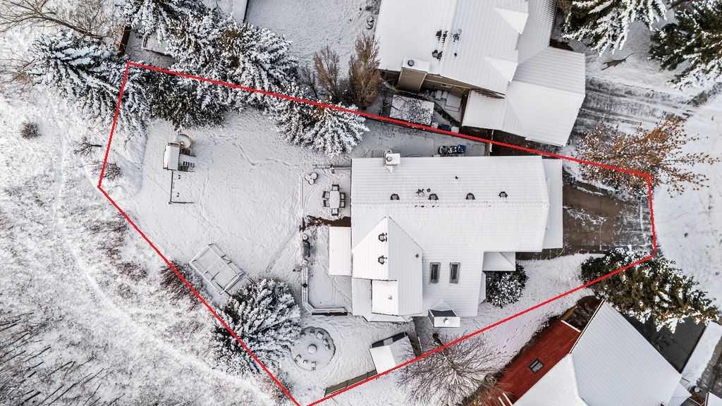 Picture for 15 Strathlorne Bay SW