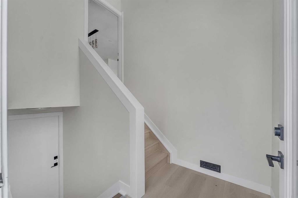 Picture for 8420 Centre Street NE