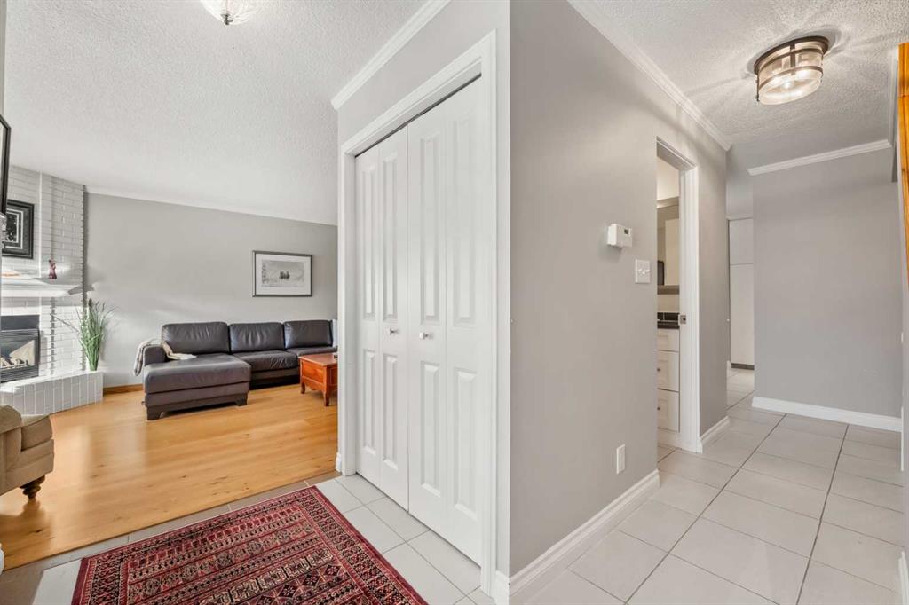 Picture for 17, 714 Willow Park Drive SE