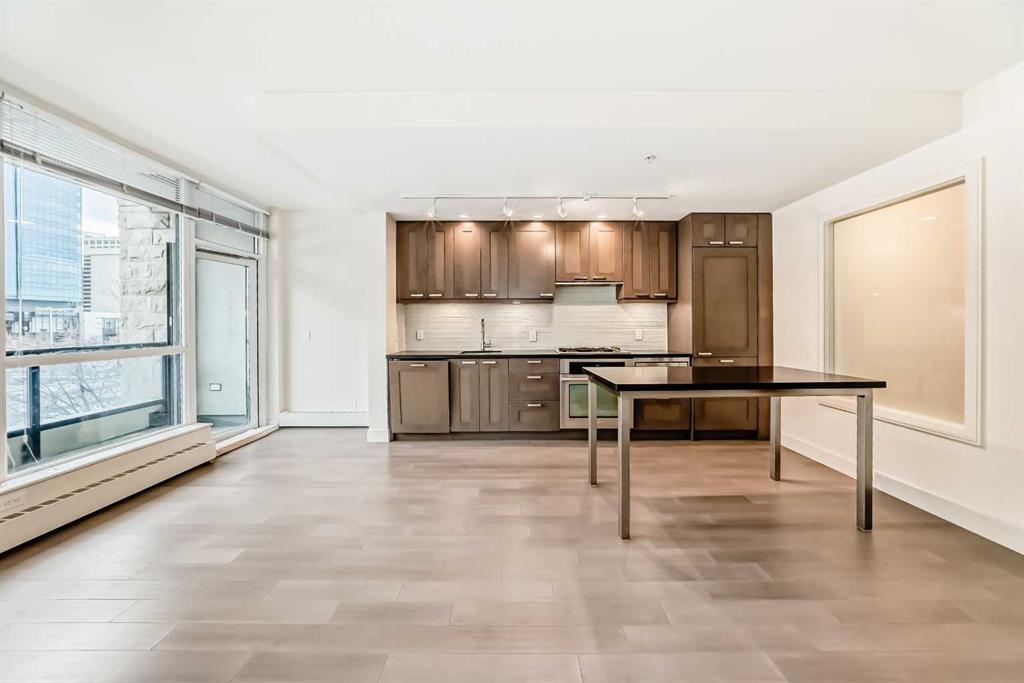 Picture for 322, 222 RIVERFRONT Avenue SW