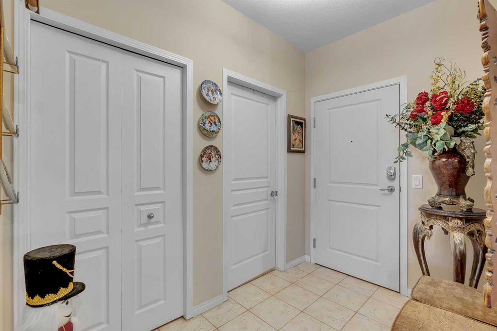 Picture for 3206, 3206 Lake Fraser Court SE